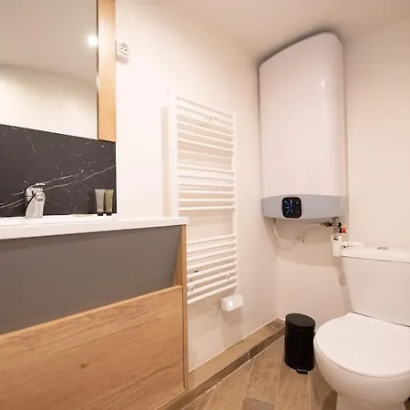 1br#turenne#place Des Vosges Paris
